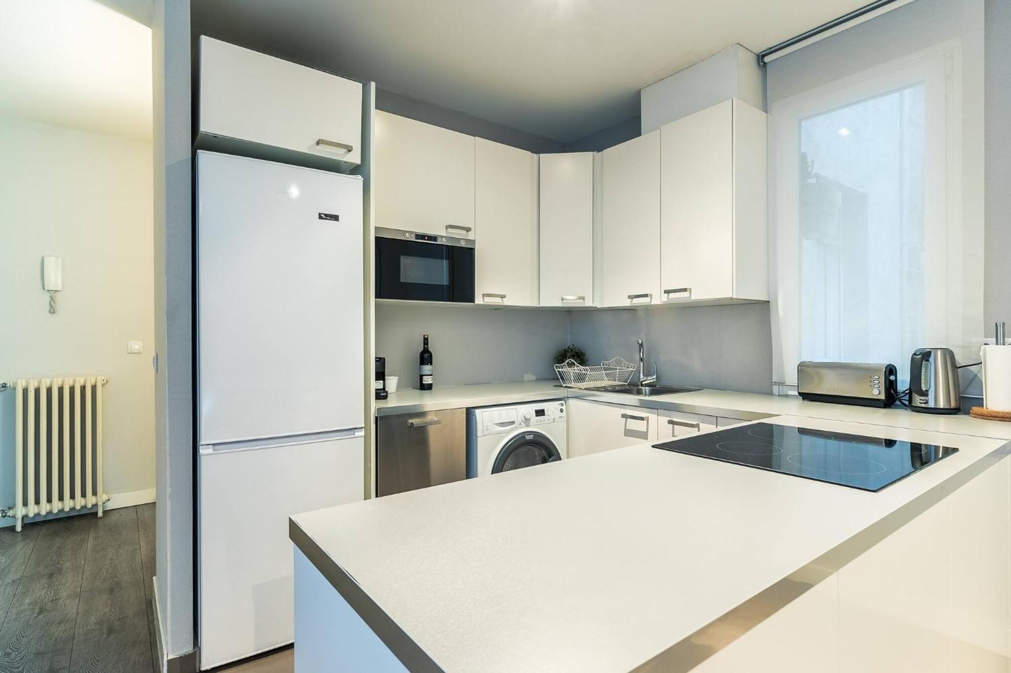 מדריד Castellana Suites מראה חיצוני תמונה