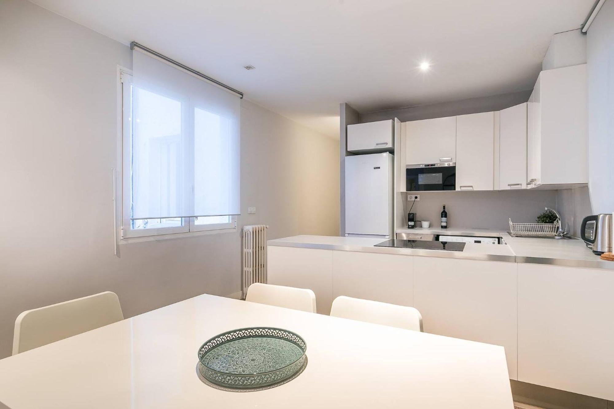 מדריד Castellana Suites מראה חיצוני תמונה